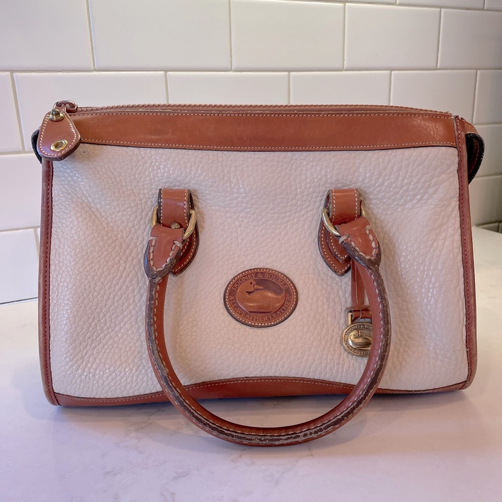Vintage Dooney & Bourke Purse- Cream